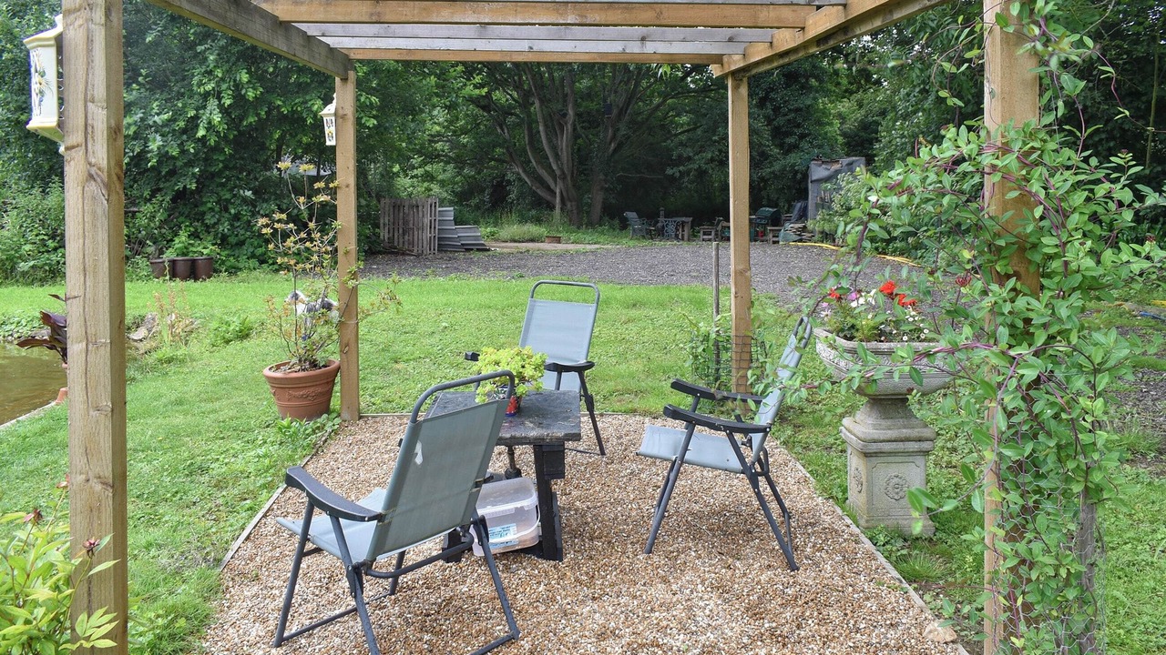 Photo of Others in Five Oak Green