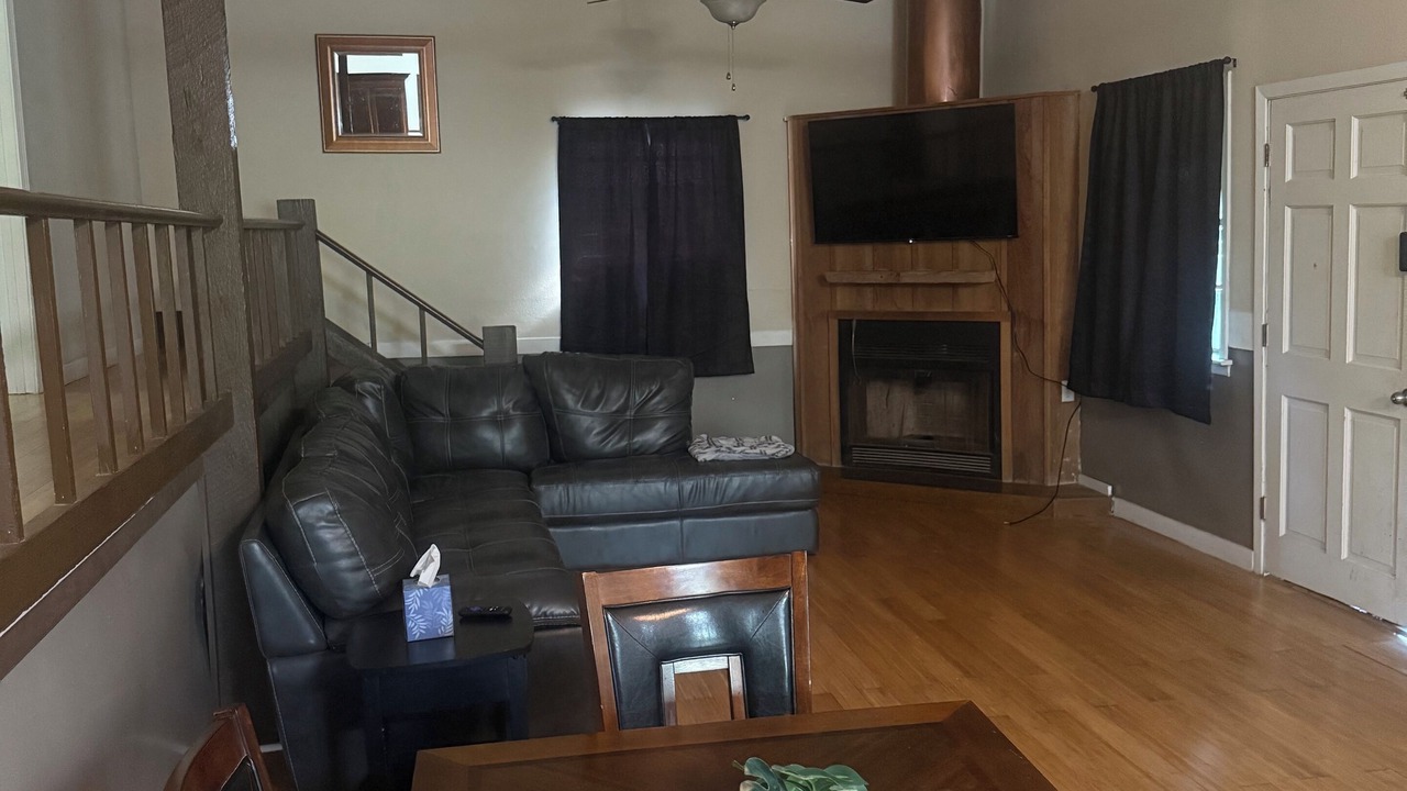Photo of Livingroom in Fluker
