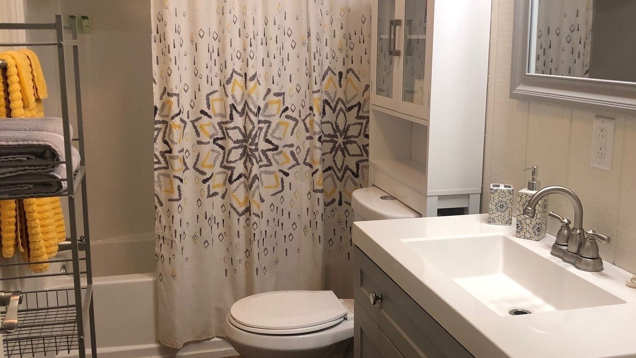 Photo of Bathroom in Brewster County
