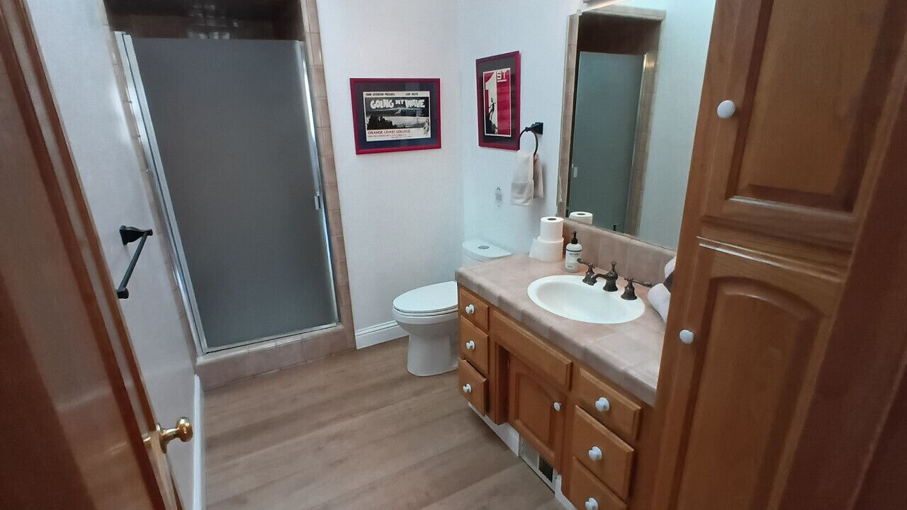 Photo of Bathroom in Tehachapi