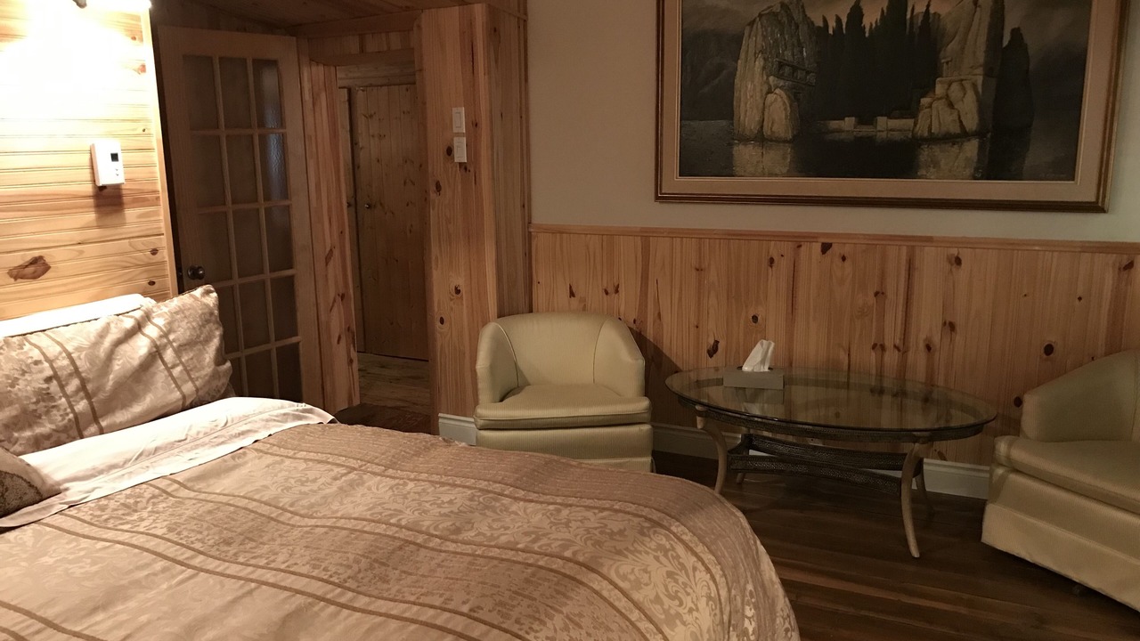 Photo of Bedroom in Saint-Mathieu-du-Parc