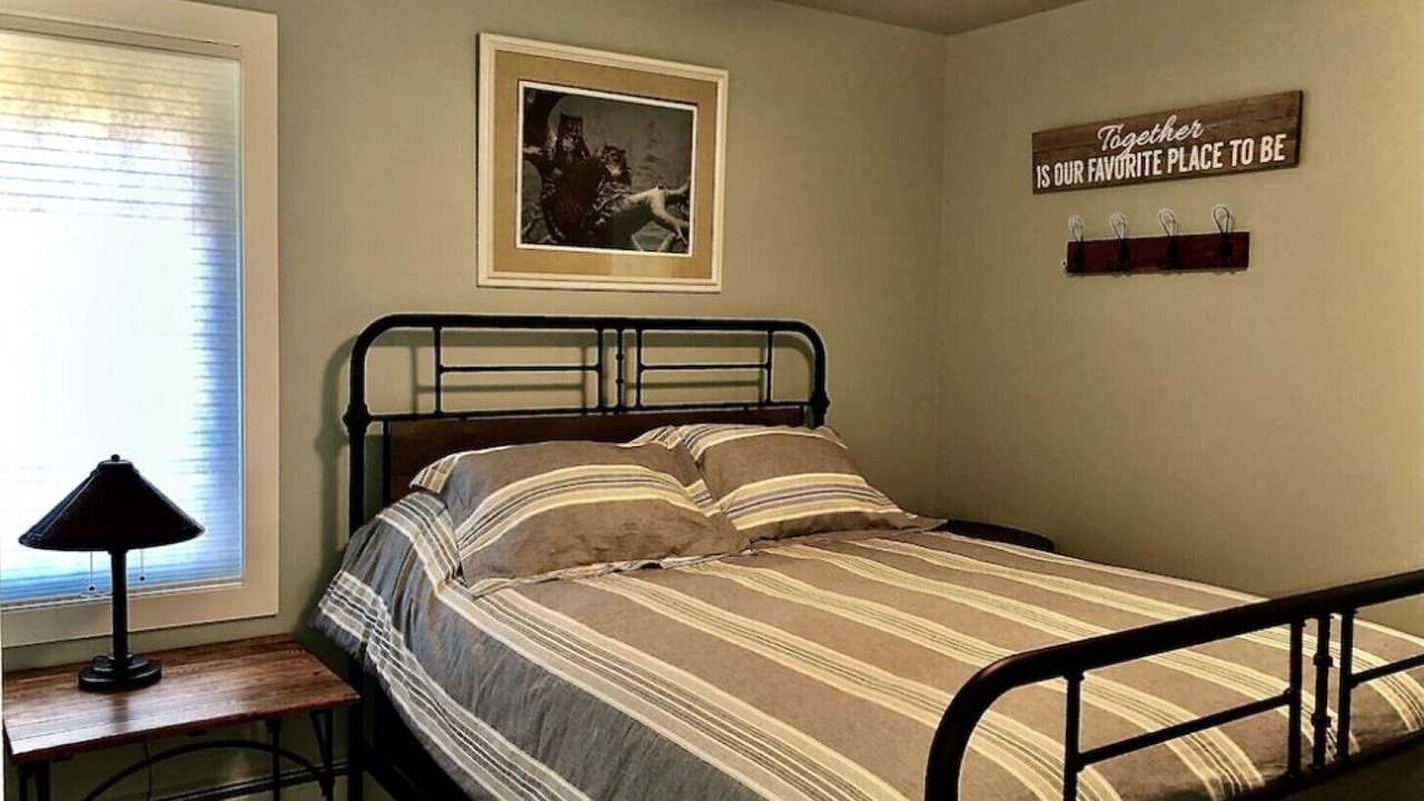 Photo of Bedroom in Croftville