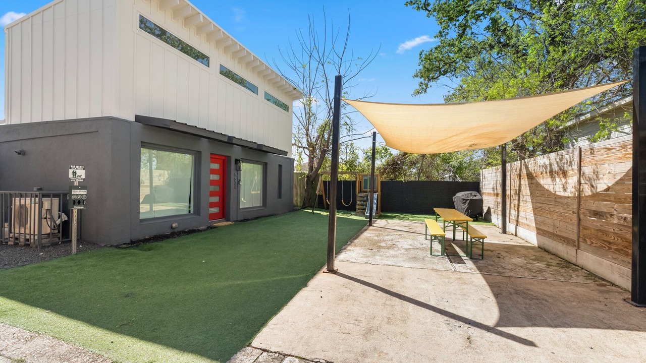 Photo of Outdoor in Greater East End