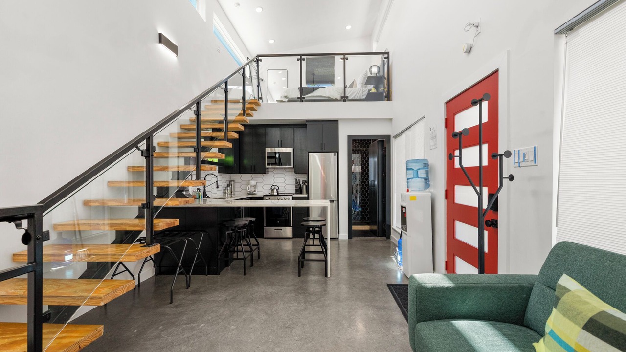 Photo of Livingroom in Greater East End