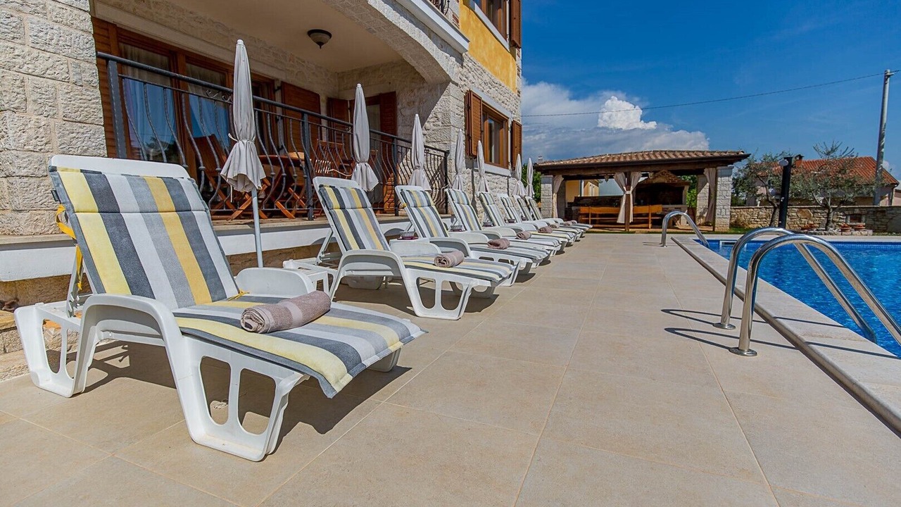 Photo of Outdoor in Buici