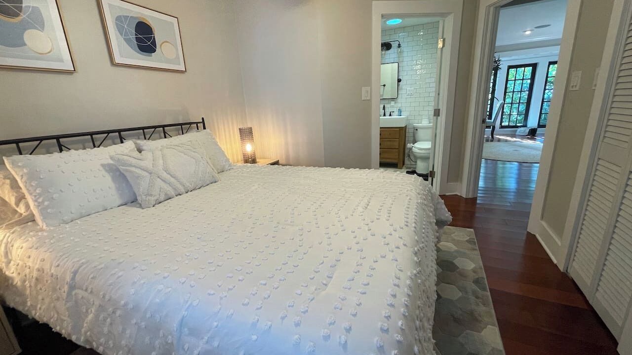 Photo of Bedroom in New Town