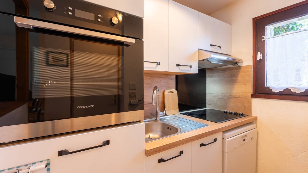 Photo of Kitchen in Locmariaquer