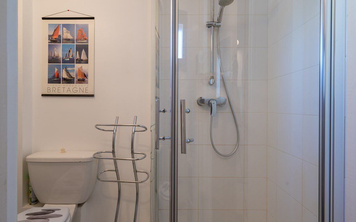Photo of Bathroom in Locmariaquer