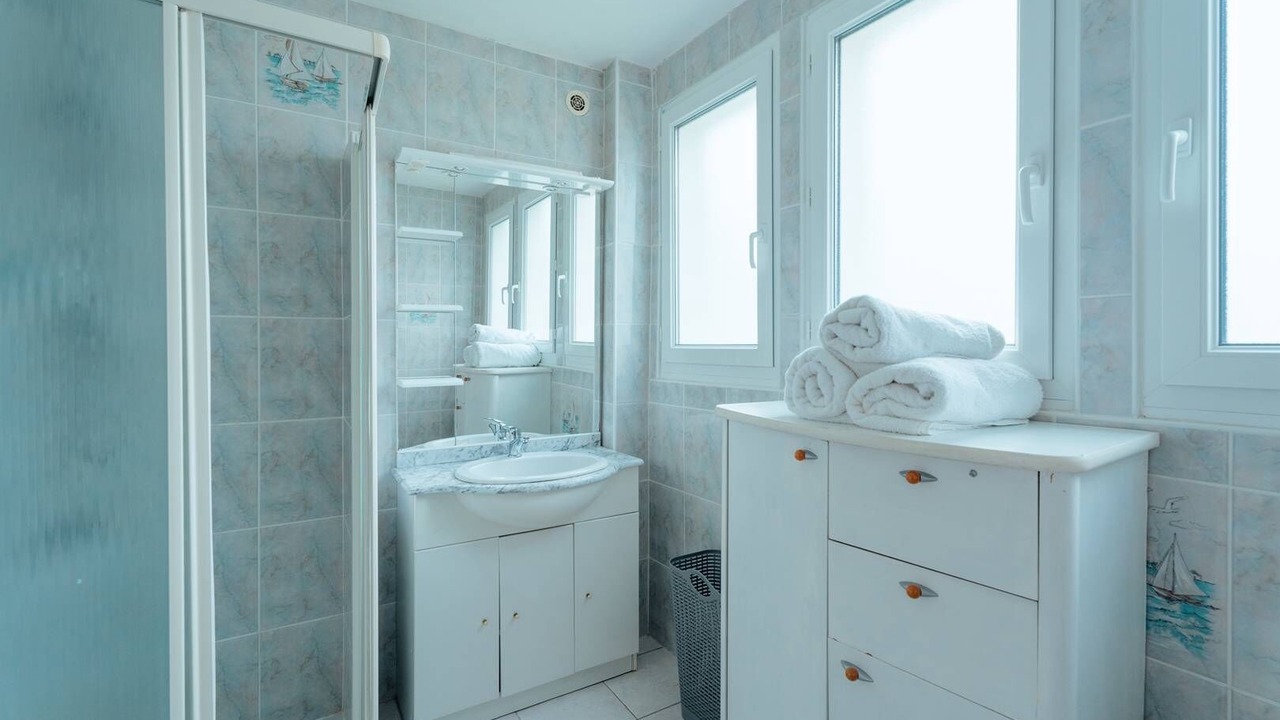 Photo of Bathroom in Carnac