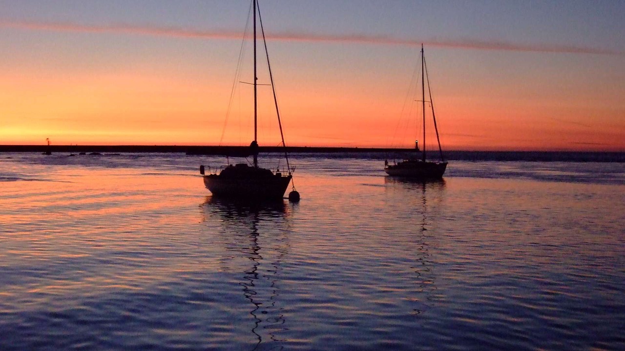 Photo of Others in Etel