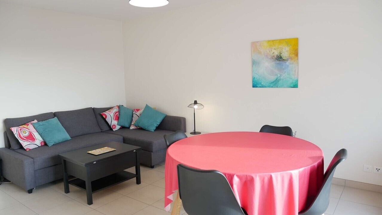 Photo of Others in Etel