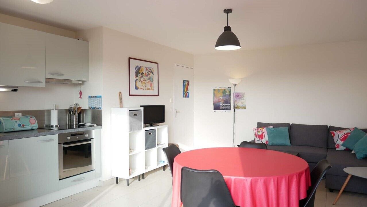 Photo of Others in Etel