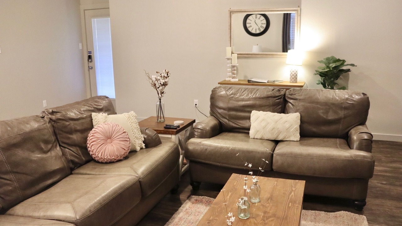 Photo of Livingroom in North Overton
