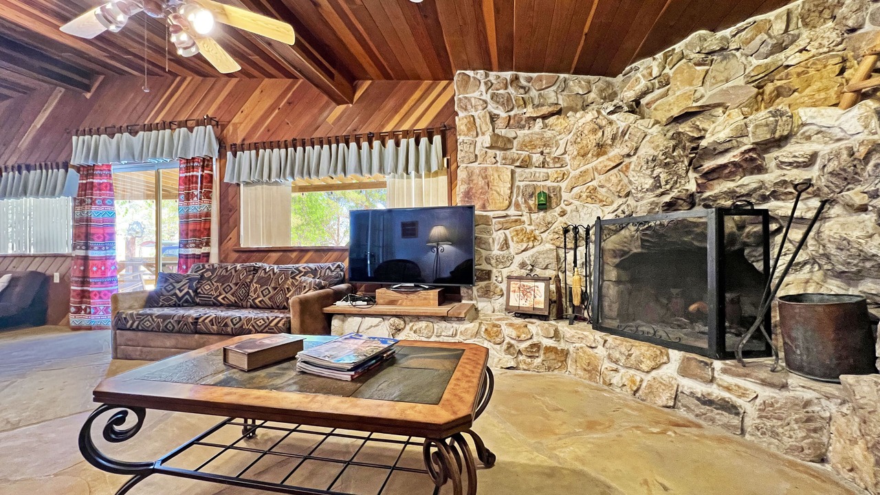 Photo of Livingroom in Pahrump