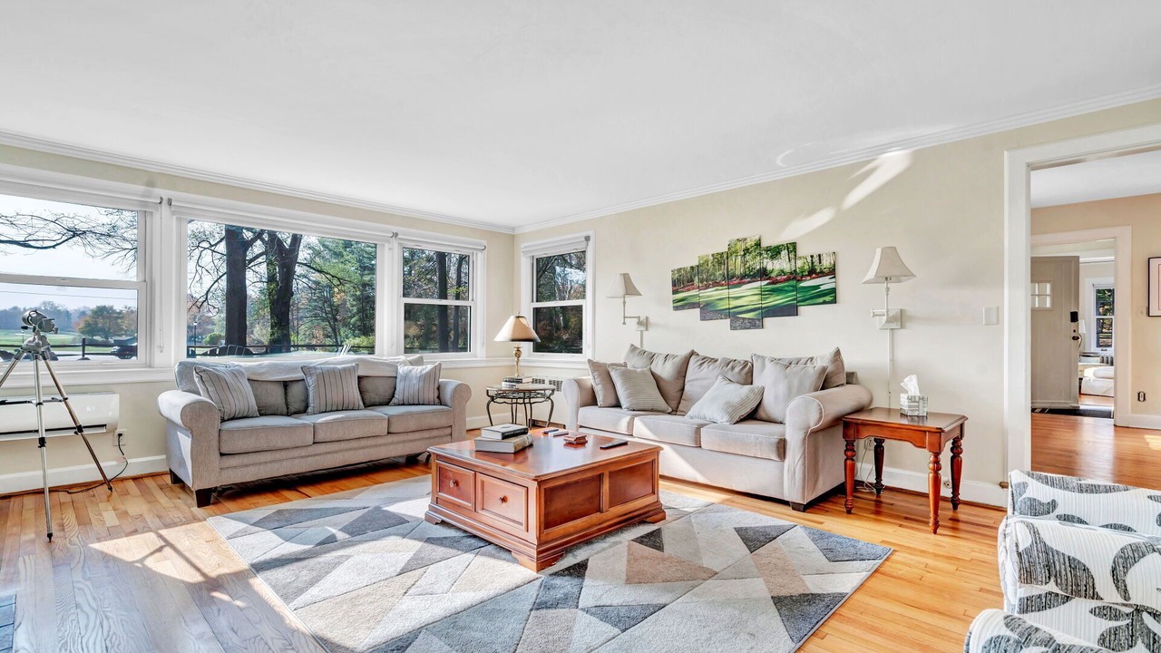 Photo of Livingroom in Spring Brook