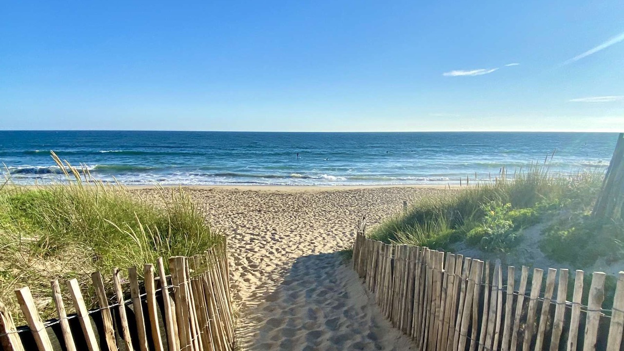 Photo of Others in Etel