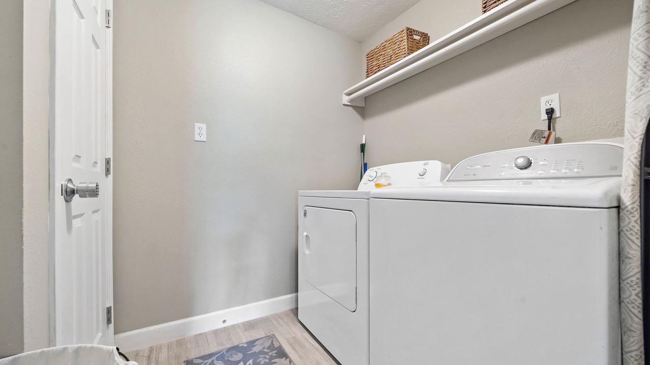 Photo of Bedroom in Bay Front To La Porte