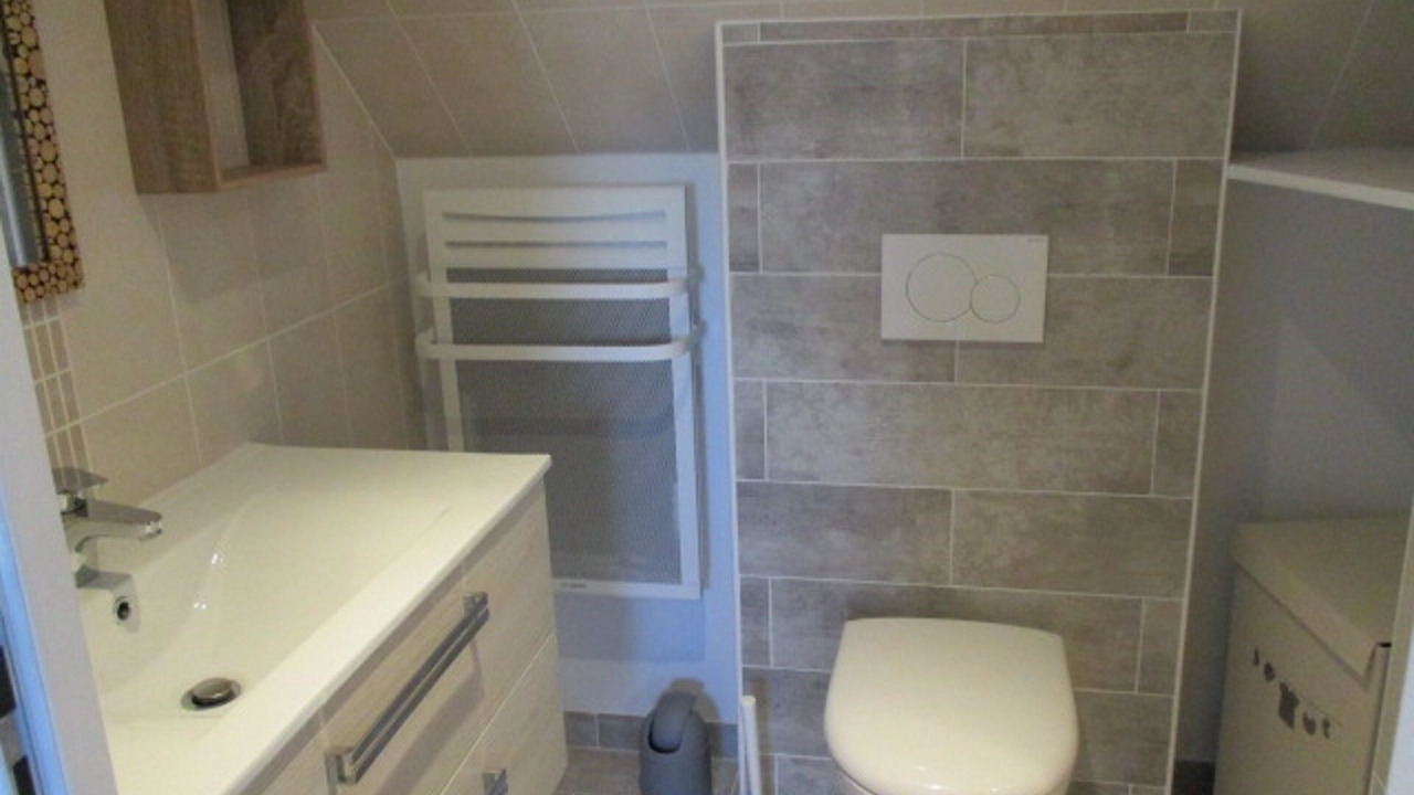 Photo of Bathroom in Saint-Cyprien-sur-Dourdou