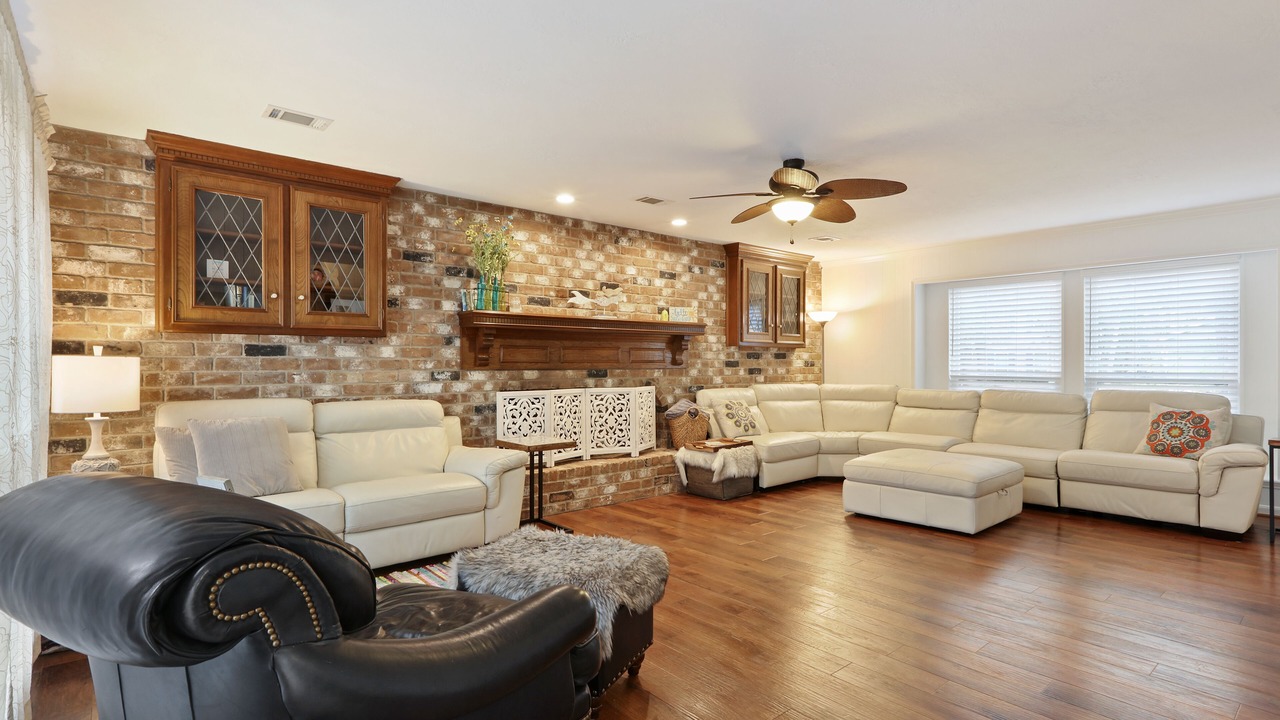 Photo of Livingroom in Grogan's Mill