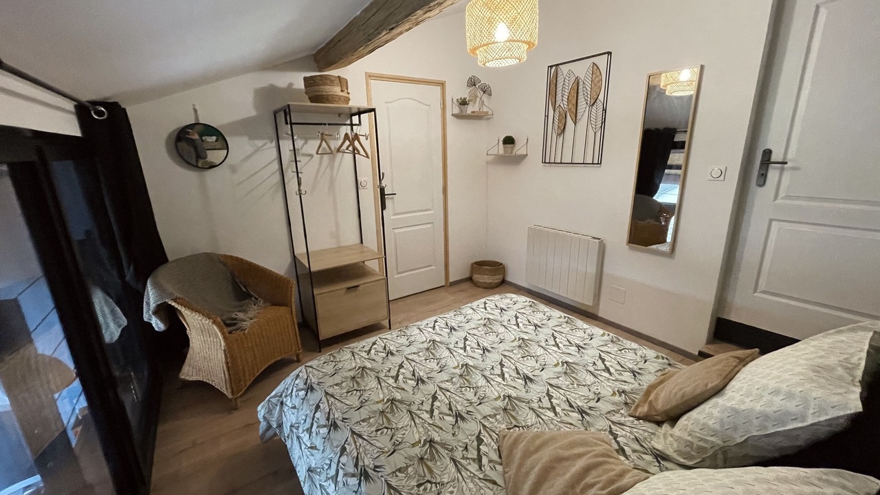 Photo of Bedroom in Chaligny