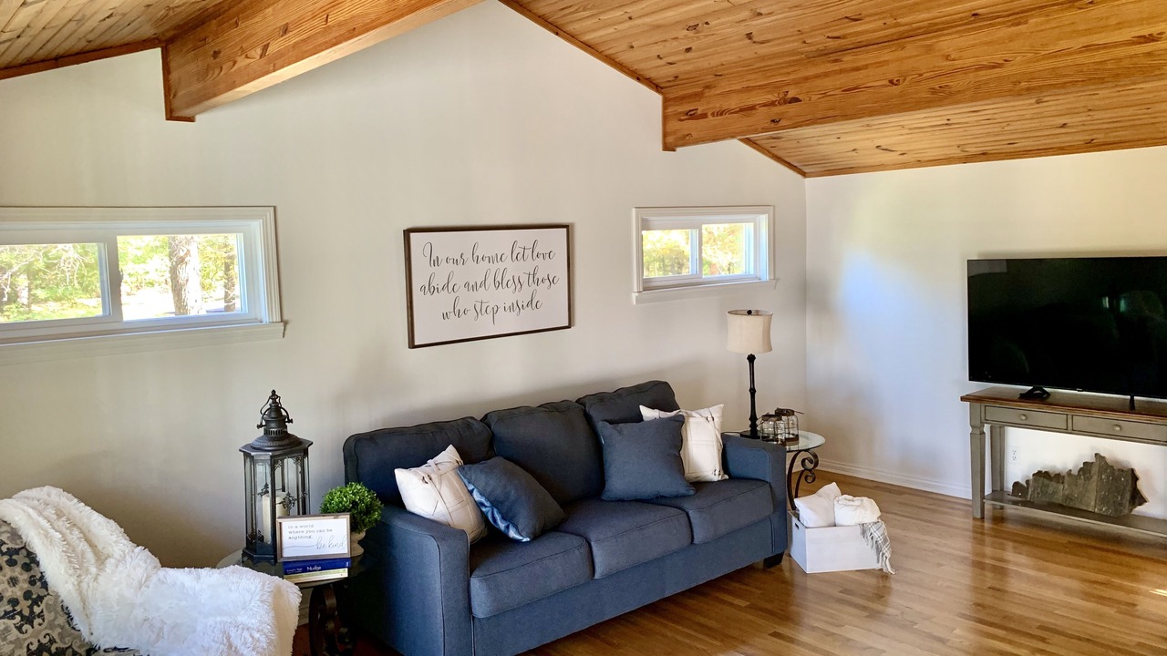 Photo of Livingroom in Gilbertsville