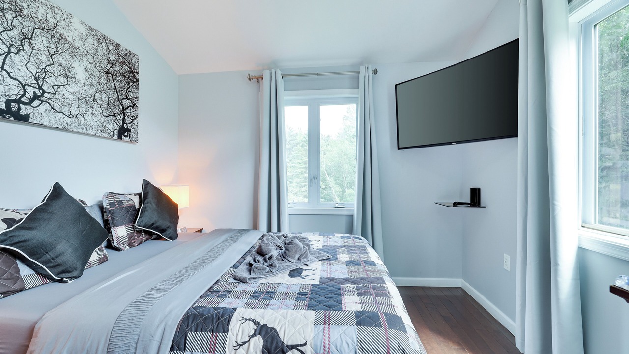 Photo of Bedroom in Long Pond
