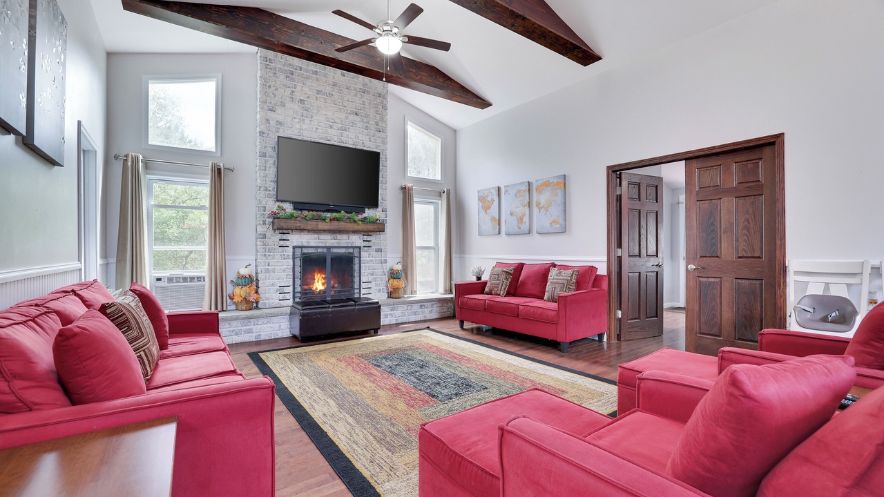 Photo of Livingroom in Long Pond
