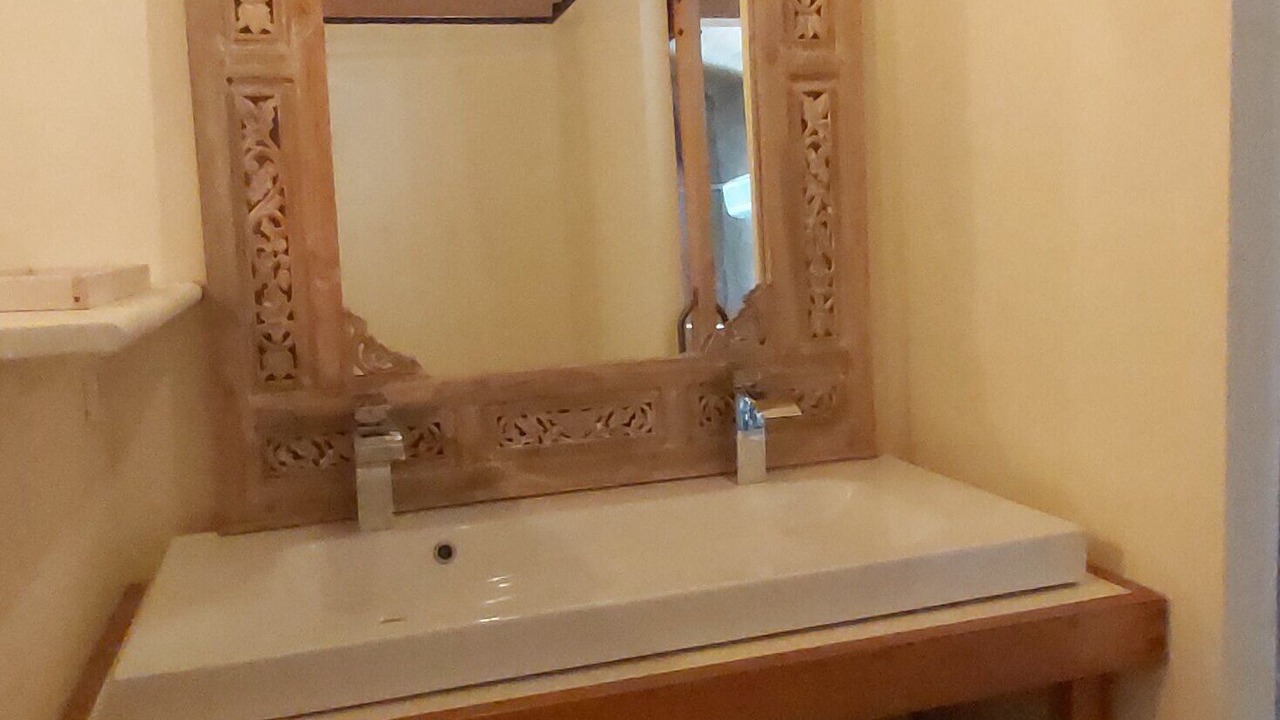 Photo of Bathroom in Monjoi