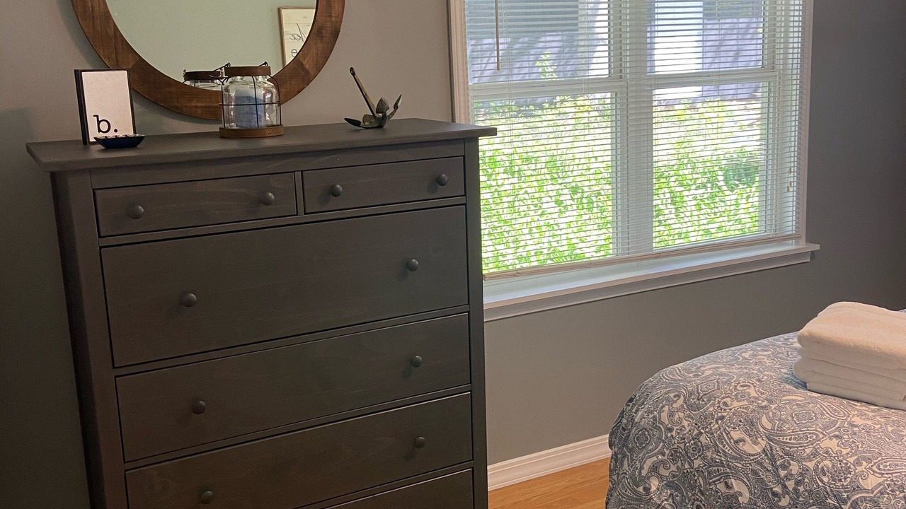 Photo of Bedroom in Paddock Lake