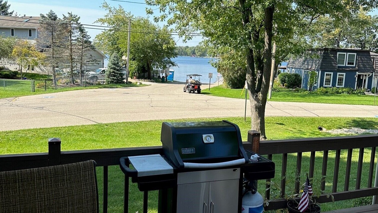 Photo of Outdoor in Paddock Lake