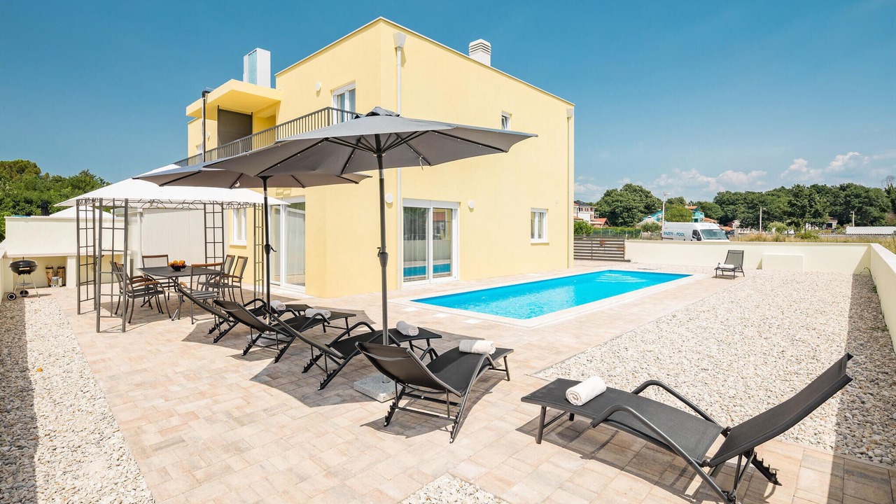 Photo of Outdoor in Gulici