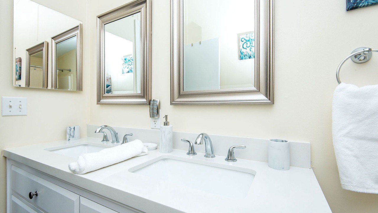 Photo of Bathroom in Bullhead City