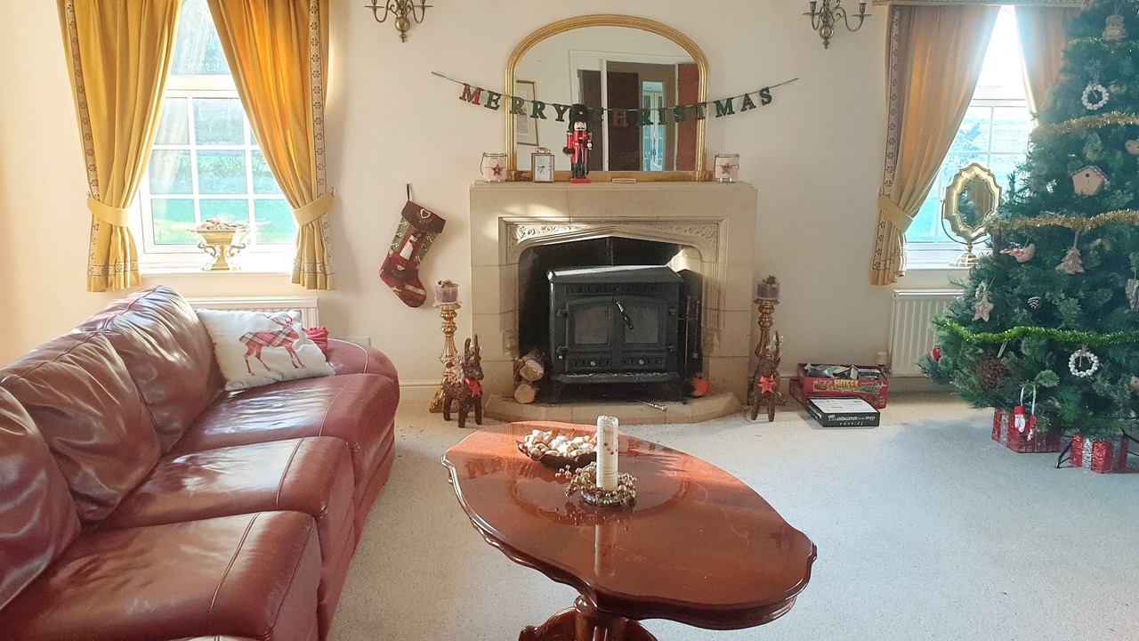 Photo of Livingroom in Willesborough