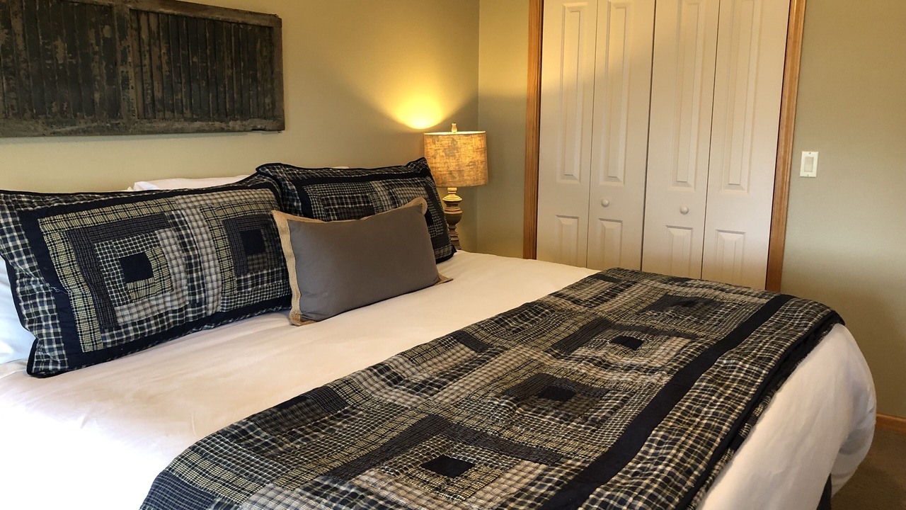 Photo of Bedroom in Calico Rock