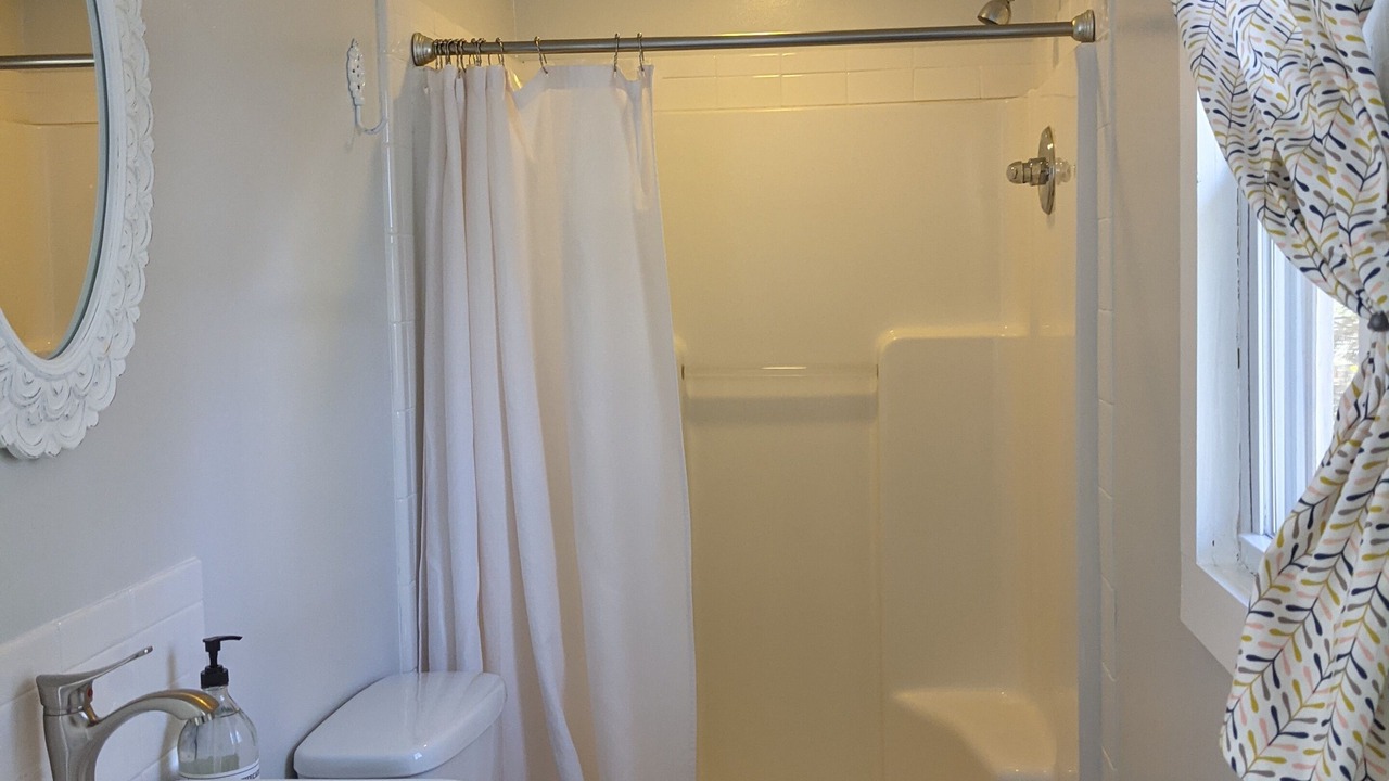 Photo of Bathroom in Woodfin