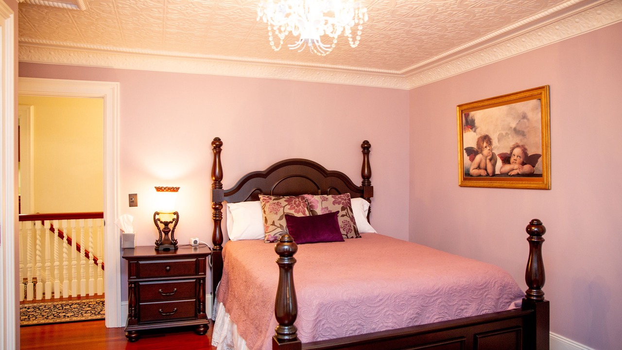 Photo of Bedroom in Williamson