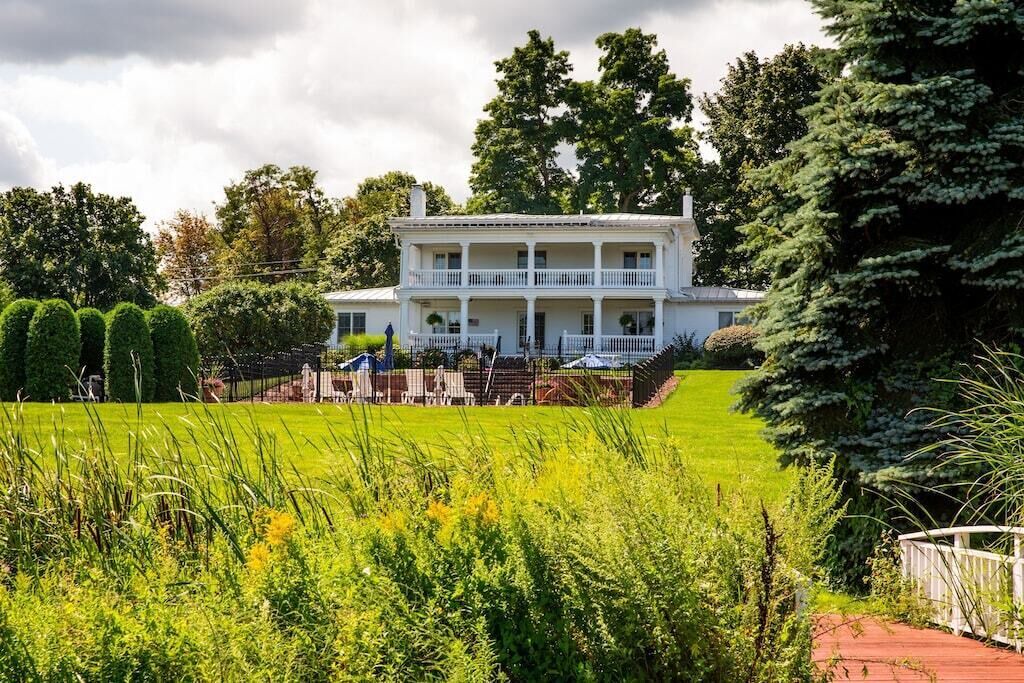 Photo of Outdoor in Williamson