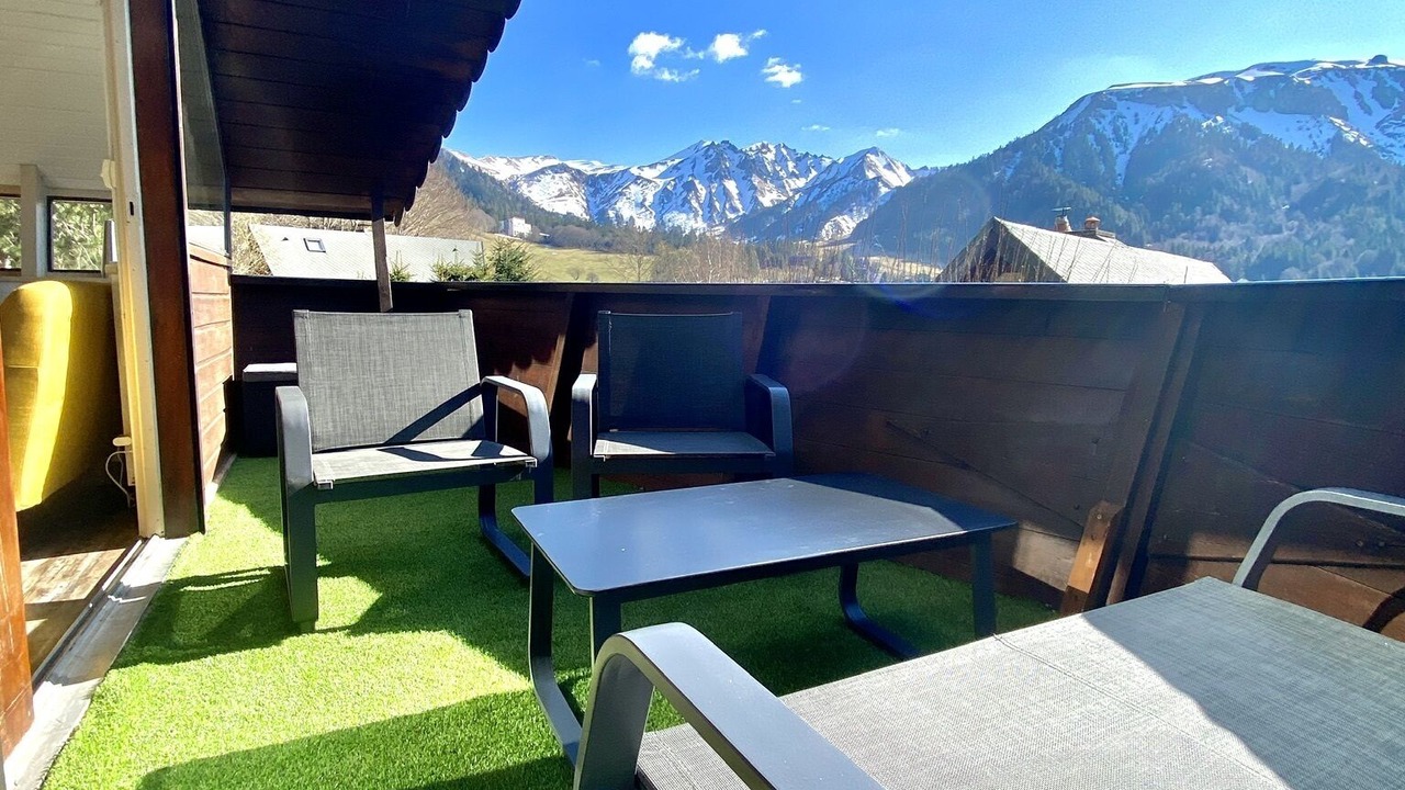 Photo of Patio Balcony in Mont-Dore