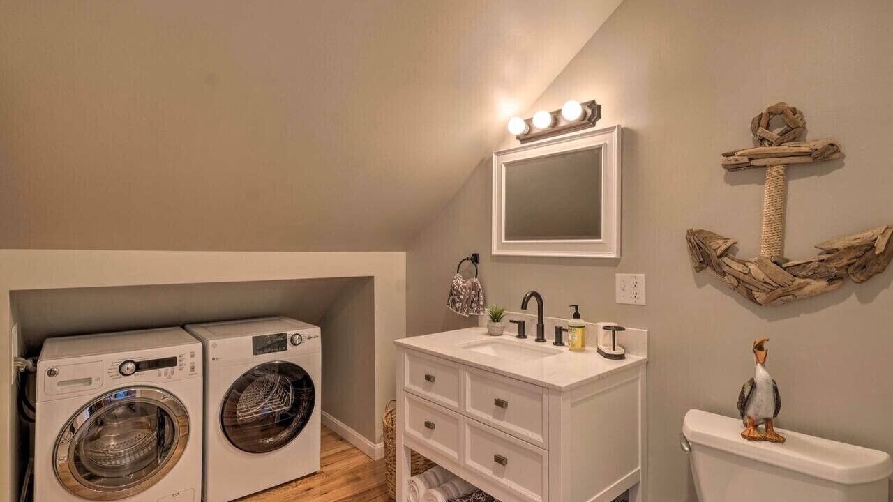 Photo of Bathroom in Brewer