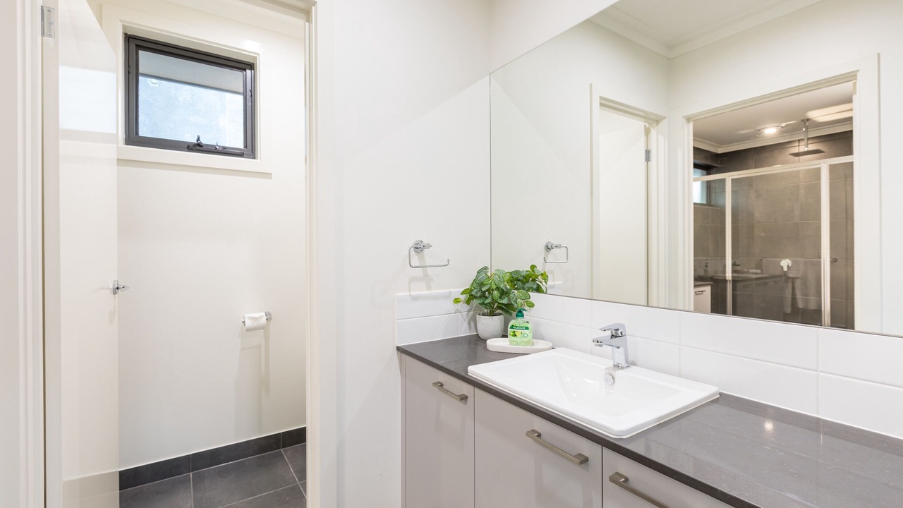 Photo of Bathroom in Buronga