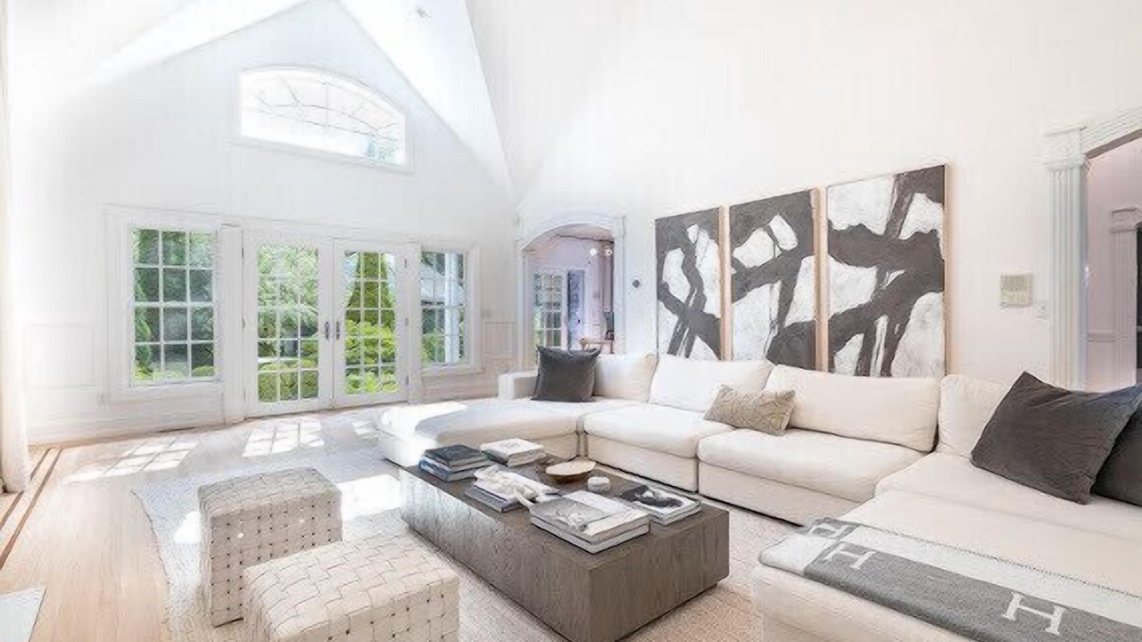 Photo of Livingroom in Tuckahoe