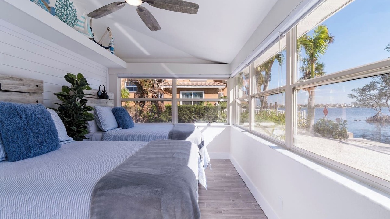 Photo of Bedroom in Bradenton Beach