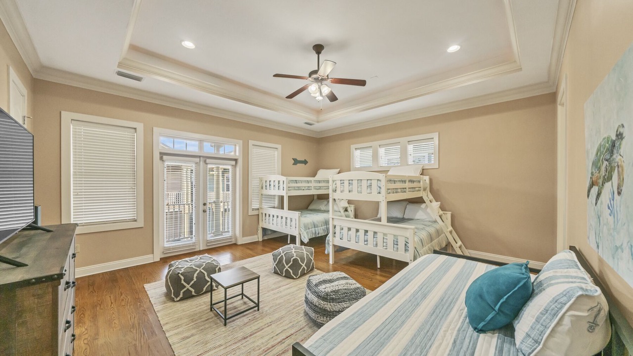 Photo of Bedroom in Crescent Beach