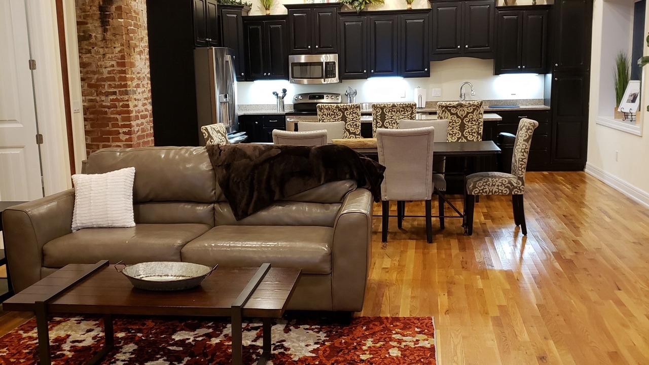 Photo of Livingroom in Van Buren