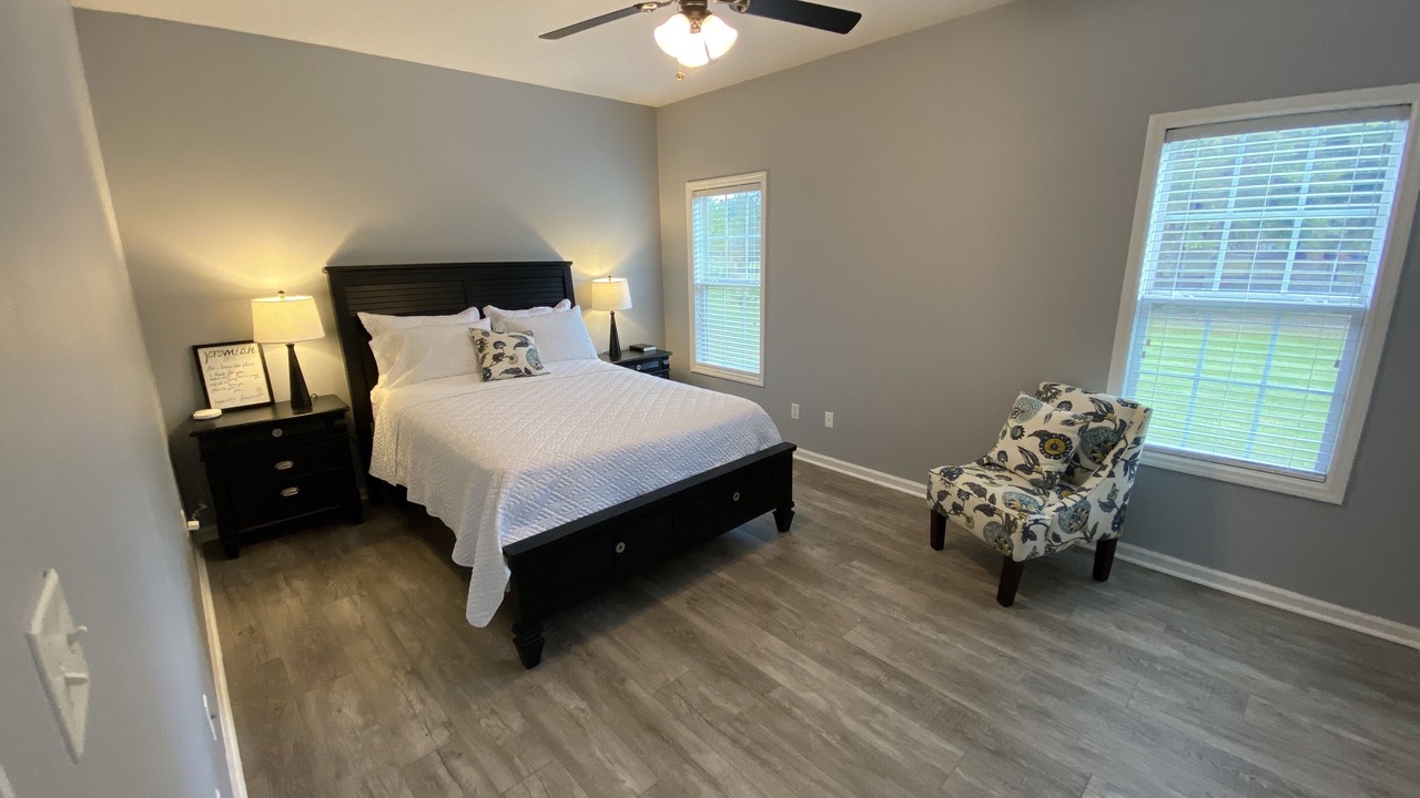 Photo of Bedroom in Valdosta