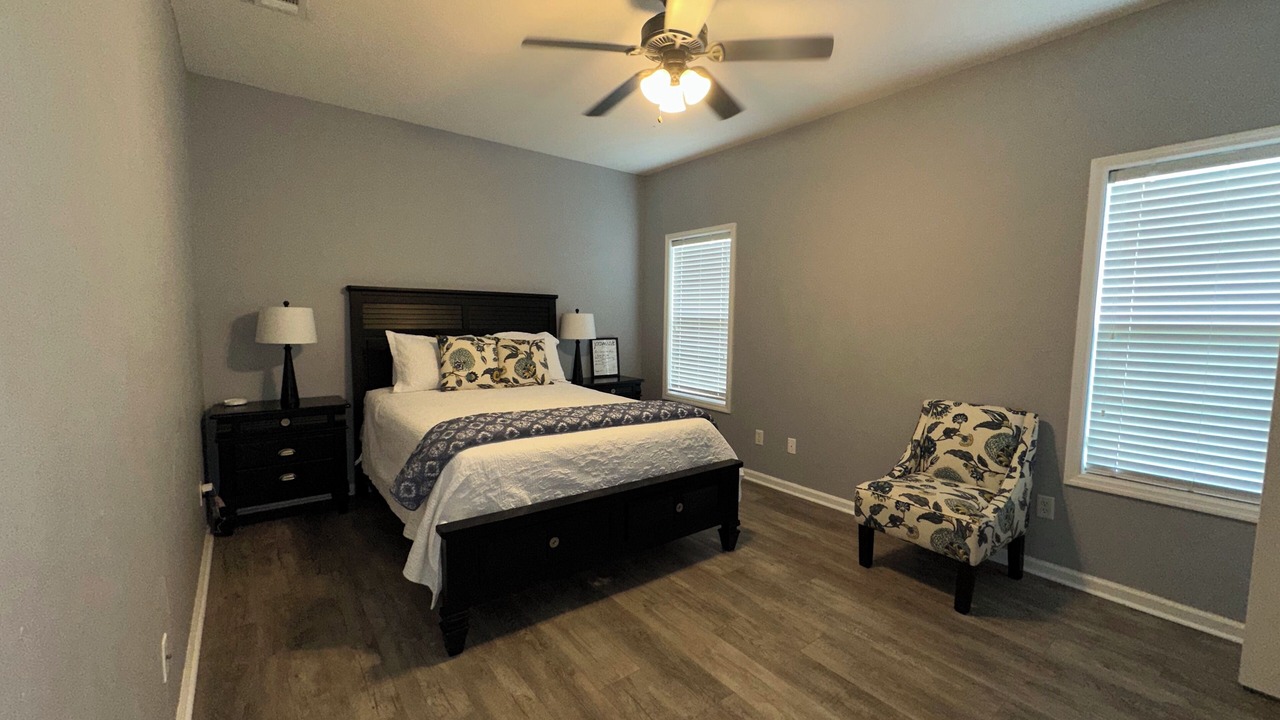 Photo of Bedroom in Valdosta
