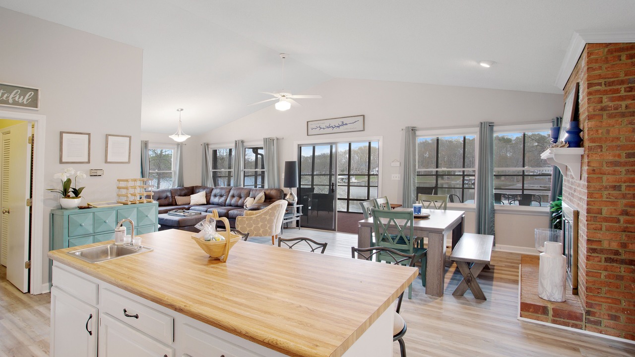 Photo of Livingroom in Wise