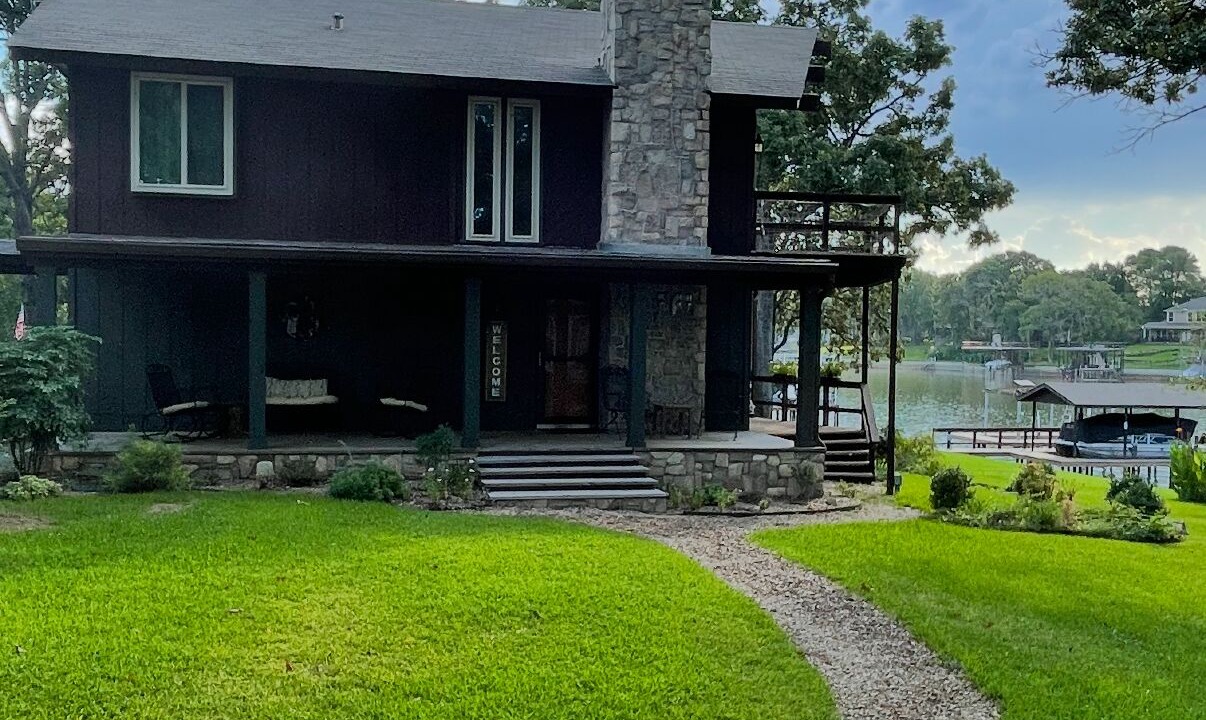Photo of Outdoor in Enchanted Oaks