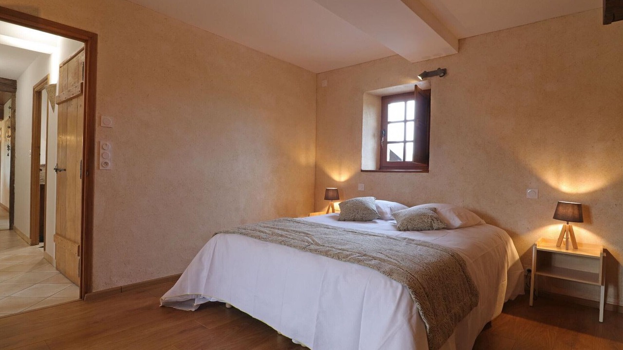 Photo of Bedroom in Ceauce