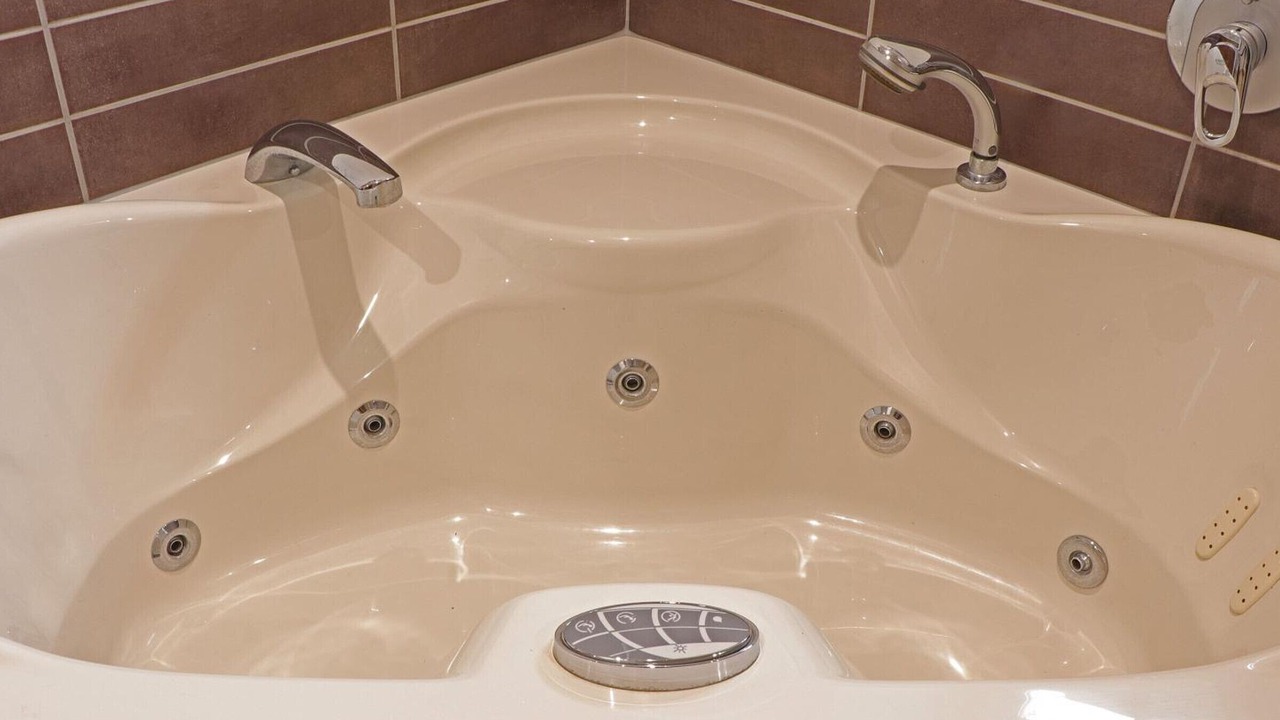 Photo of Bathroom in Ceauce